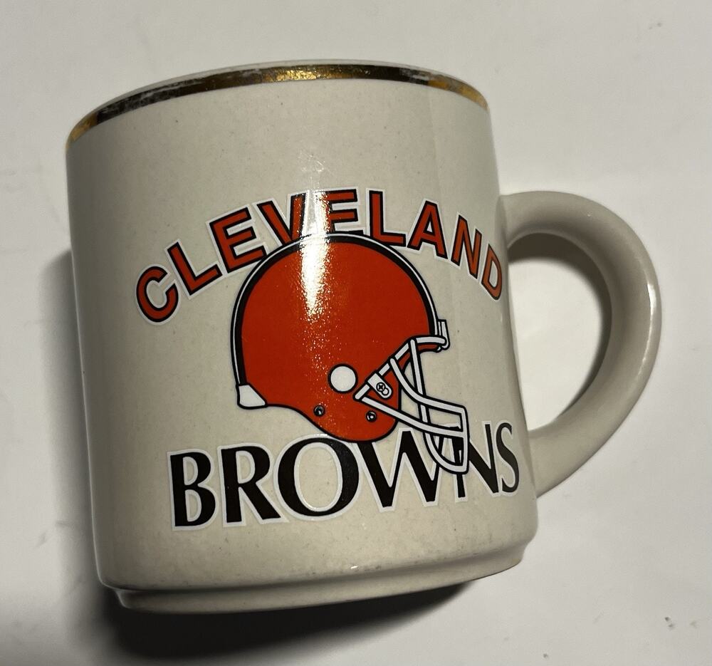 Vintage Cleveland Browns NFL Ceramic Coffee Mug Gold Trim Helmet Logo